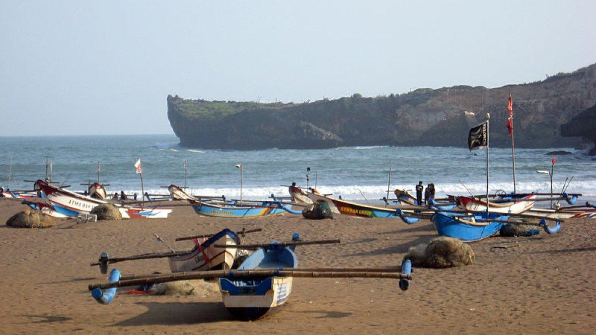 5 Pantai Menarik di Jogja untuk Liburan Hemat dan Seru